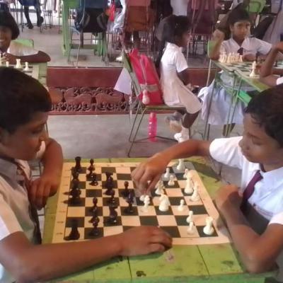 කරාතේ සහ චෙස් ක්‍රීඩා